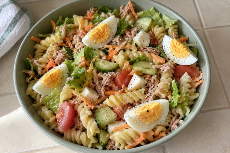 Pasta salad with tuna