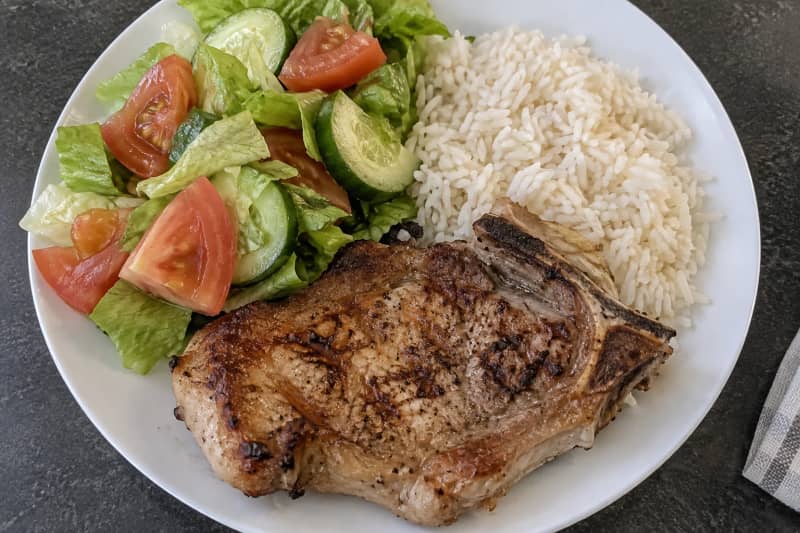 Grilled pork chops