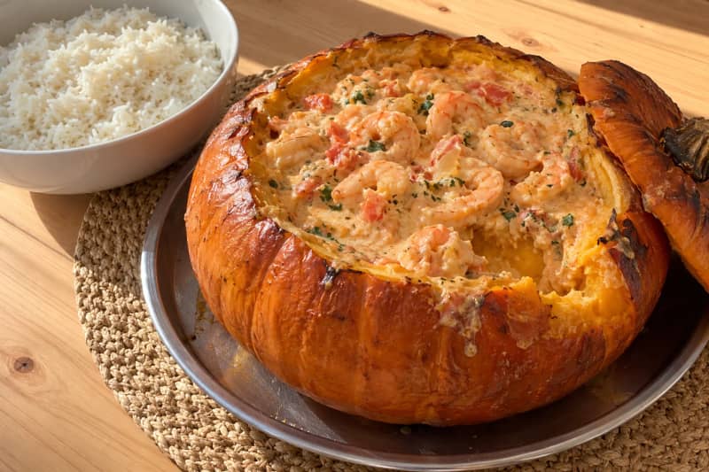 Shrimp in a baked pumpkin