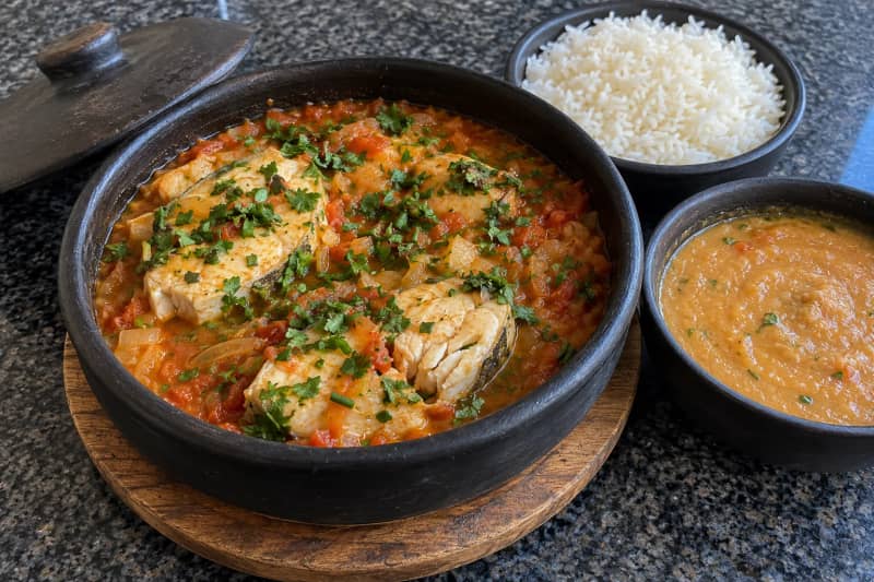 Moqueca capixaba (fish and tomato stew)