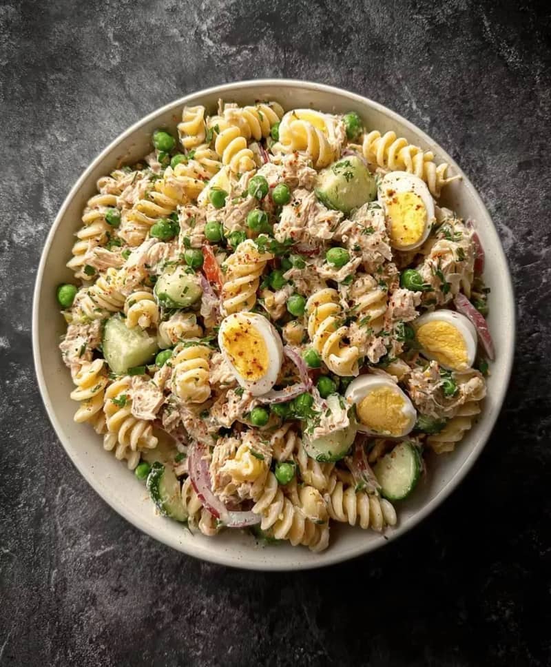 Pasta salad with tuna