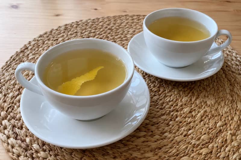 Lemon balm tea
