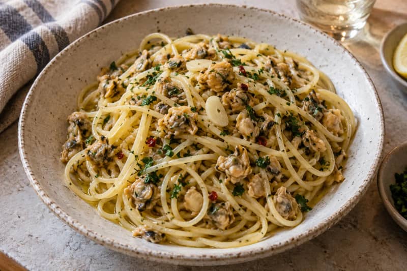 Spaghetti with Canned Clams
